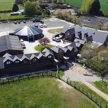 Appaloosa Suite With Amazing Views Of Stud Farm. Driffield Extérieur photo